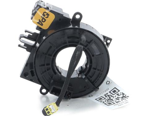 squib-airbag-dacia-duster-hm_-2017-32975251 main image