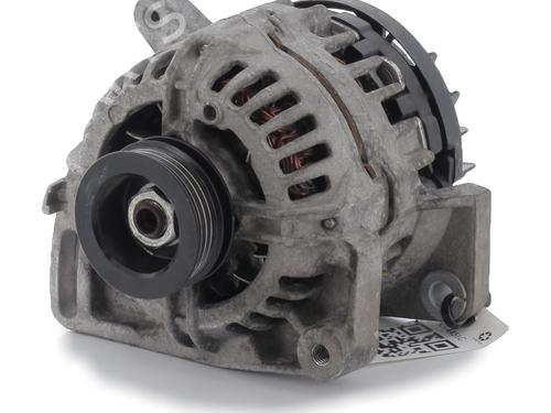 Used Alternator RENAULT TWINGO II (CN0_) 1.2 (CN0D) (58 hp) 31577828