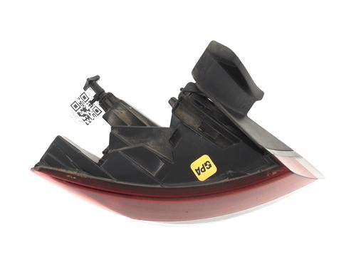 Venstre baglygte RENAULT MEGANE IV Hatchback (B9A/M/N_) 1.3 TCe 140 (B9NB) (140 hp) 31057638