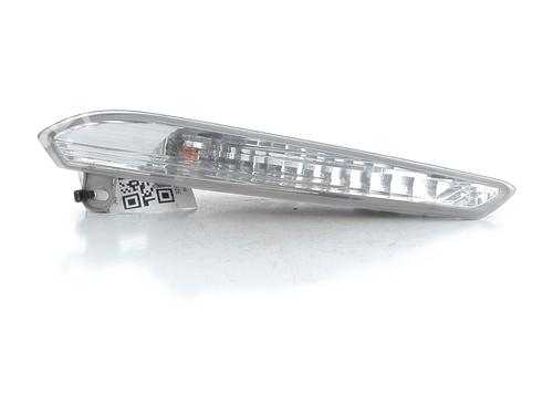 Used Right front indicator Right front indicator CITROËN DS5 2.0 HDi 165 (163 hp) 33230575 33230575