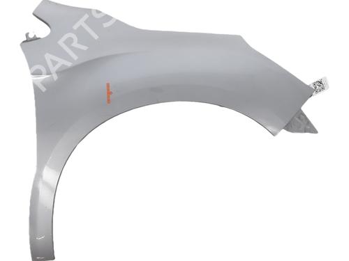 Used Right front fenders Right front fenders 37627048 37627048