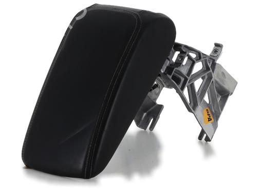 Used Armrest / Center console AUDI A3 Sportback (8VA, 8VF) RS3 quattro (400 hp) 27913525