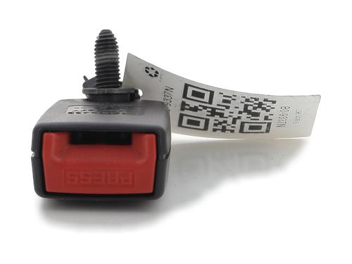 Used Seat buckle RENAULT TWINGO II (CN0_) 1.6 RS (CN0N, CN0R, CN0S) (133 hp) 28137729