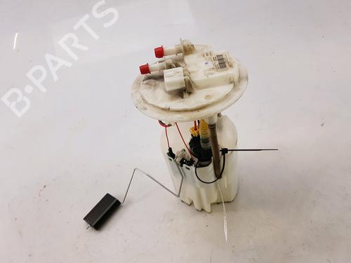 Used Fuel pump RENAULT TRAFIC III Van (FG_) 1.6 dCi 145 (FGMG) (145 hp) 13679436