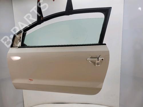 Used Left front door VW POLO V (6R1, 6C1) 1.2 TDI (75 hp) 30716754