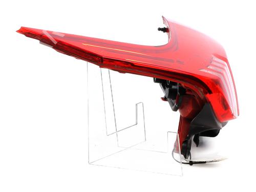 Right taillight PEUGEOT 5008 (0U_, 0E_) 2.0 HDi 150 / BlueHDi 150 | BP27814207C35 