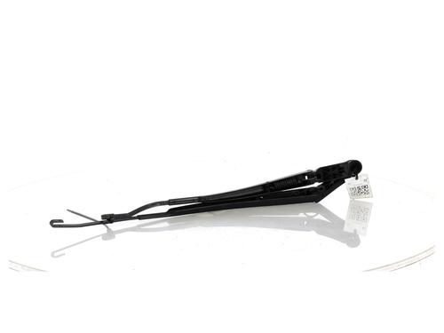 Used Front windshield wiper arm TOYOTA YARIS (_P9_) 1.0 VVT-i (KSP90_, KSP90R) (69 hp) 27904003