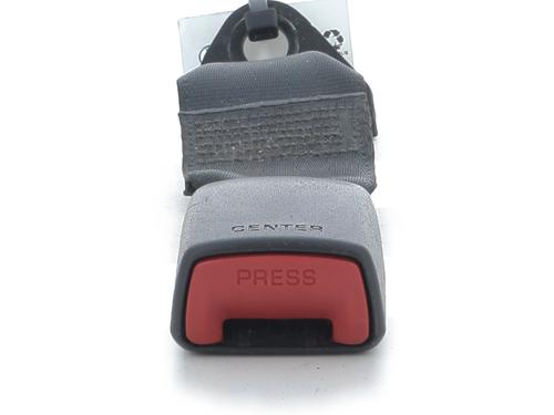 Used Seat buckle TOYOTA YARIS (_P9_) 1.4 D-4D (NLP90_, NLP90R) (90 hp) 31845314