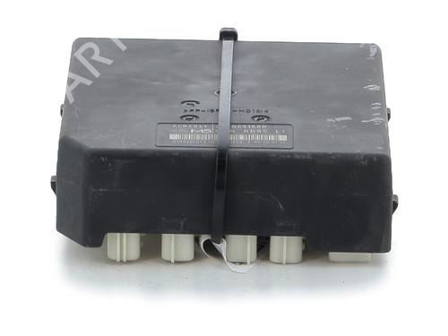 Used Fuse box Fuse box RENAULT MEGANE III Hatchback (BZ0/1_, B3_) 1.5 dCi (BZ0C) (90 hp) 33645544 33645544