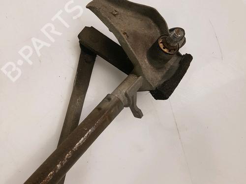 Front wipers mechanism TOYOTA RAV 4 II (_A2_) 2.0 D 4WD (CLA20_, CLA21_, CLA20R, CLA21R) | BP13670133C83 
