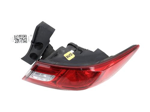 right-taillight-renault-clio-iv-bh_-2012-2013-2014-2015-2016-2017-2018-2019-2020-2021-33230347 main image