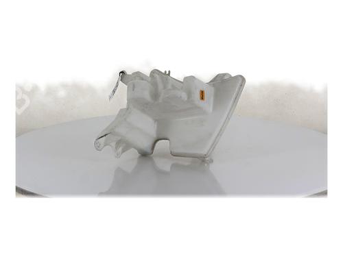 Used Windscreen washer tank TOYOTA AURIS Estate (_E18_) 1.8 Hybrid (ZWE186_, ZWE186R, ZWE186H) (136 hp) 30523834