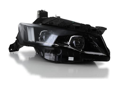 Used Right headlight PEUGEOT 508 SW II (FC_, FJ_, F4_) 1.6 PureTech 180 (181 hp) 31122037
