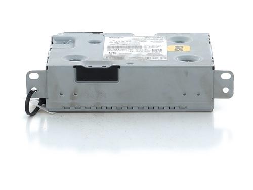 Used Radio OPEL CORSA F (P2JO) 1.2 (68) (101 hp) 31207407