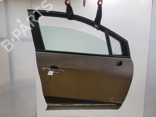 Used Right front door RENAULT CAPTUR I (J5_, H5_) 0.9 TCe 90 (90 hp) 30957910