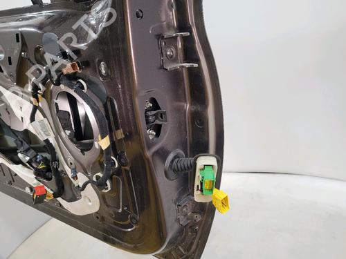 Left front door PEUGEOT 208 I (CA_, CC_) 1.2 VTI 82 | BP28366135C2