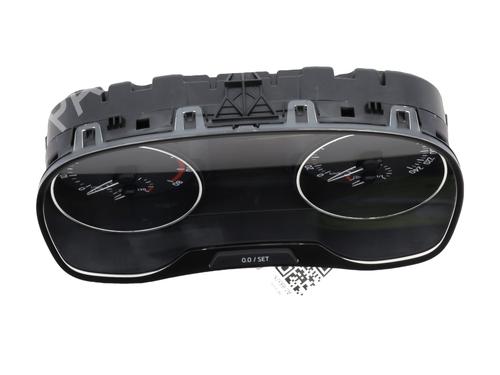 Used Instrument cluster SKODA FABIA III (NJ3) 1.0 (75 hp) 23203729