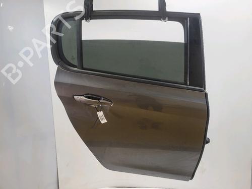 Used Right rear door Right rear door 38432566 38432566