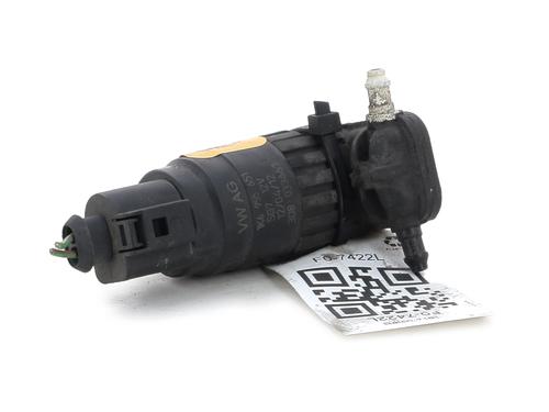 Used Washer pump VW GOLF VI (5K1) 1.6 TDI (105 hp) 23253568