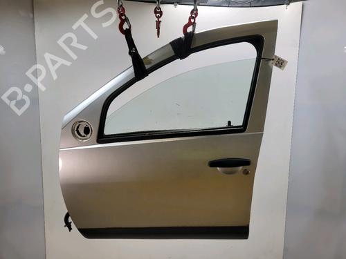 Used Left front door DACIA SANDERO 1.4 (BS0C, BS0A, BS0G, BS1F, BS0E) (75 hp) 31845545