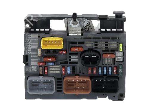 Fuse box CITROËN C4 Picasso I MPV (UD_) | BP27913533E1