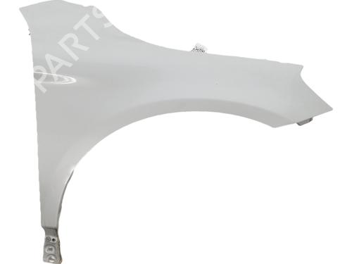 Used Right front fenders Right front fenders VOLVO XC60 I SUV (156) D5 AWD (205 hp) 35798315 35798315