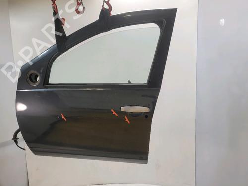 Used Left front door Left front door 39608182 39608182