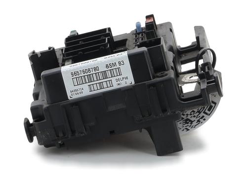 Used Fuse box PEUGEOT 206+ (2L_, 2M_) [2009-2013]  28573895