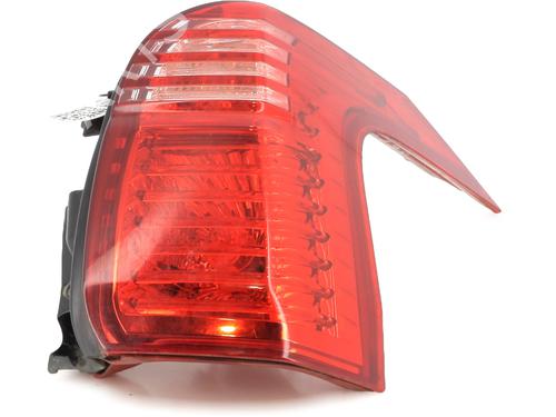 Used Right taillight PEUGEOT 5008 (0U_, 0E_) 2.0 HDi 150 / BlueHDi 150 (150 hp) 27313832
