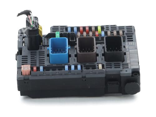 Used Fuse box CITROËN C4 Picasso II 1.6 BlueHDi 120 (120 hp) 31086067