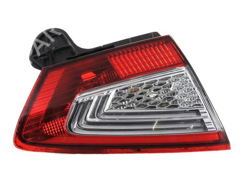 Used Left tailgate light Left tailgate light FORD MONDEO IV (BA7) 2.0 TDCi (140 hp) 40212215 40212215
