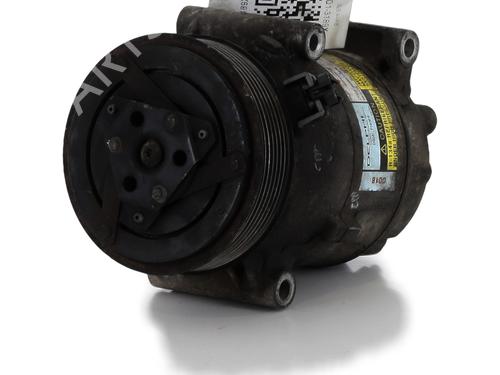 Used AC compressor RENAULT SCÉNIC II (JM0/1_) [2003-2010]  28447376