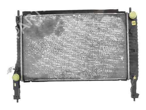 Radiador de água CHEVROLET CAPTIVA (C100, C140) 2.0 D 4WD (150 hp) 33033545