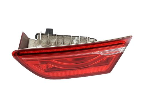 Piloto derecho del maletero JAGUAR XE (X760) 2.0 D | BP30716421C80