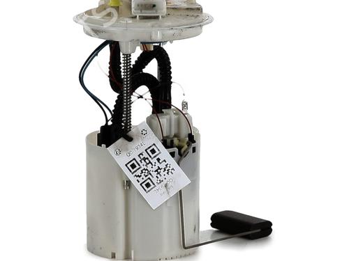Used Fuel pump LANCIA YPSILON (843_) 1.4 16V (843.AXC11, 843.AXC1B, 843.AXC1A) (95 hp) 27814585