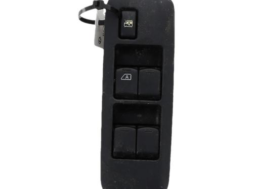Venstre fortil elrude kontakt Venstre fortil elrude kontakt NISSAN QASHQAI I (J10, NJ10) 1.5 dCi (110 hp) 34610592 34610592