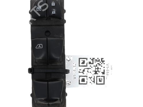 Used Left front window switch Left front window switch NISSAN JUKE (F15) 1.6 (117 hp) 39941407 39941407