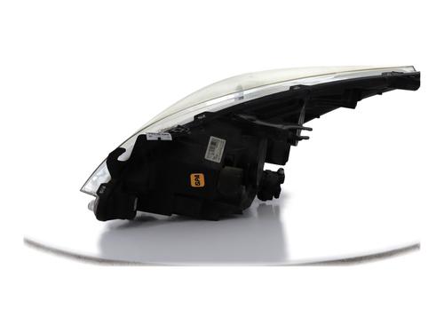 Right headlight PEUGEOT 5008 (0U_, 0E_) 2.0 HDi 150 / BlueHDi 150 | BP29988281C29 