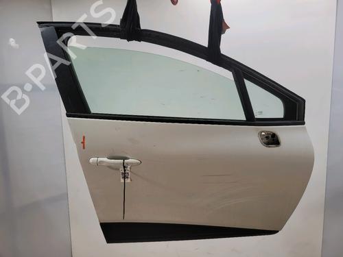 Used Right front door Right front door RENAULT CLIO IV (BH_) 1.5 dCi 90 (90 hp) 33300368 33300368