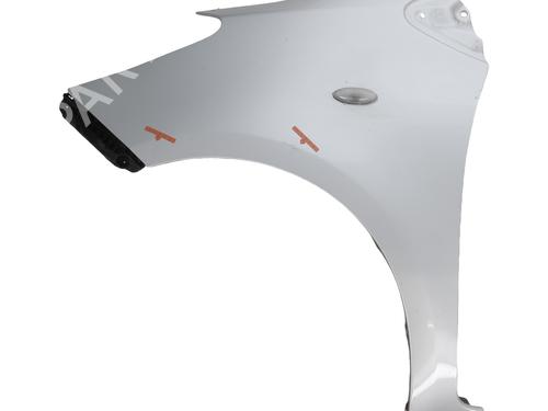 Used Left front fenders TOYOTA YARIS (_P9_) 1.3 VVT-i (SCP90_, SCP90R) (87 hp) 29517750
