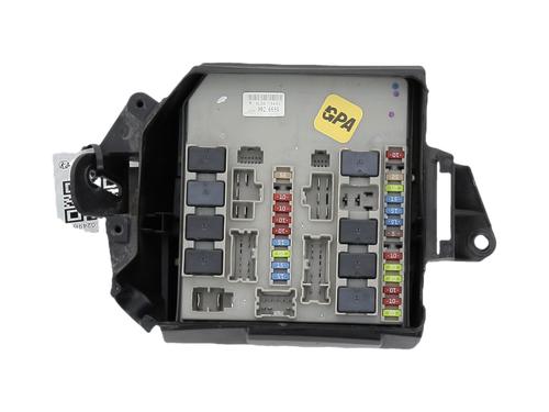 Fuse box RENAULT CLIO III (BR0/1, CR0/1) 1.6 16V GT (BR10, CR10) | BP37690010E1 - Image 2