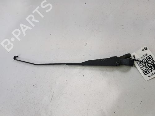Used Front windshield wiper arm CITROËN ZX Break (N2) 1.9 D (68 hp) 27900617