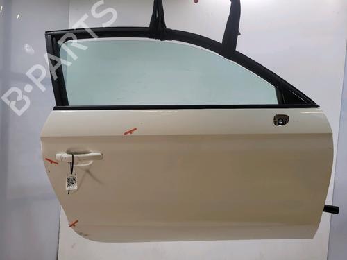 Used Right front door Right front door 38457500 38457500