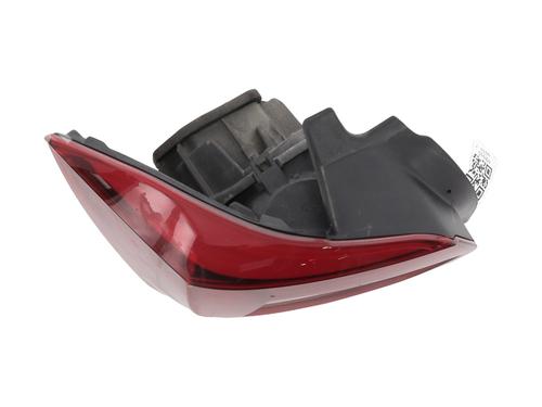 Piloto trasero izquierdo VW POLO VI (AW1, BZ1, AE1) 1.0 MPi (80 hp) 31577979