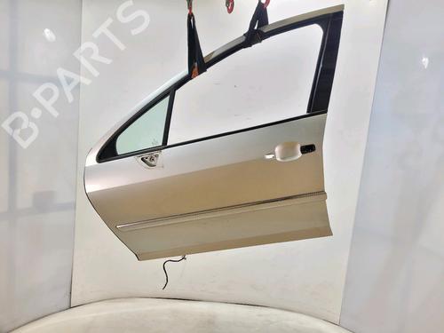 Used Left front door PEUGEOT 407 (6D_) 2.0 HDi (6DRHRH) (140 hp) 32406610