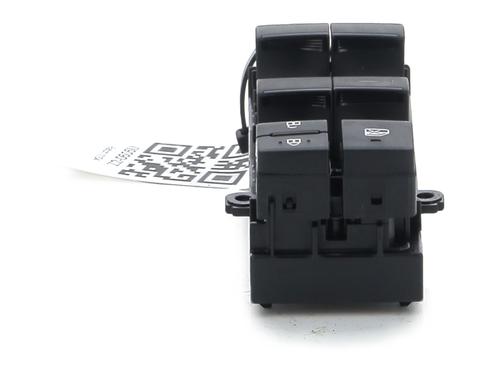 Left front window switch TOYOTA YARIS CROSS (MXP_) 1.5 Hybrid (MXPJ10) | BP30894937I27