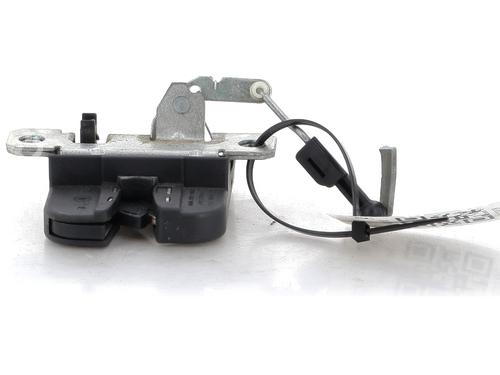 Tailgate lock VW POLO (9N_, 9A_) 1.2 | BP19670730C101 