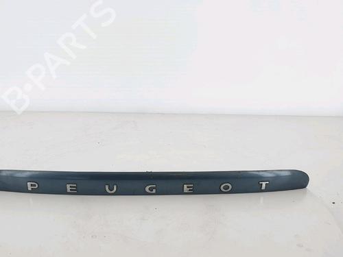 Used Tailgate handle PEUGEOT PARTNER Tepee 1.6 HDi 90 (92 hp) 30334407