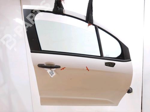 Used Right front door Right front door CITROËN C3 II (SC_) 1.4 HDi 70 (SC8HZC, SC8HR0, SC8HP4) (68 hp) 11184874 11184874