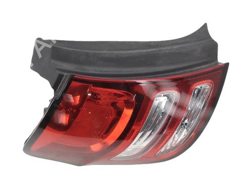 Venstre baglygte Venstre baglygte CITROËN C3 II (SC_) 1.4 HDi 70 (SC8HZC, SC8HR0, SC8HP4) (68 hp) 33925629 33925629